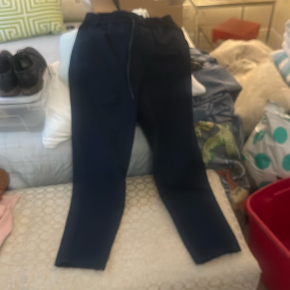 Men’s Lululemon navy blue pants